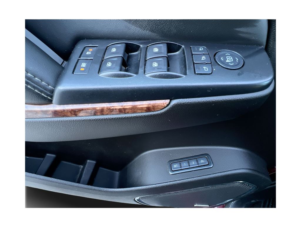 Thumbnail: 2017 Chevrolet Suburban - 13