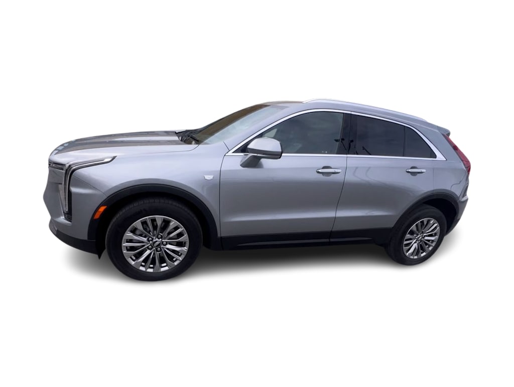 Thumbnail: 2024 Cadillac XT4 - 3