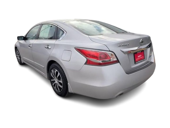 2014 Nissan Altima S 4