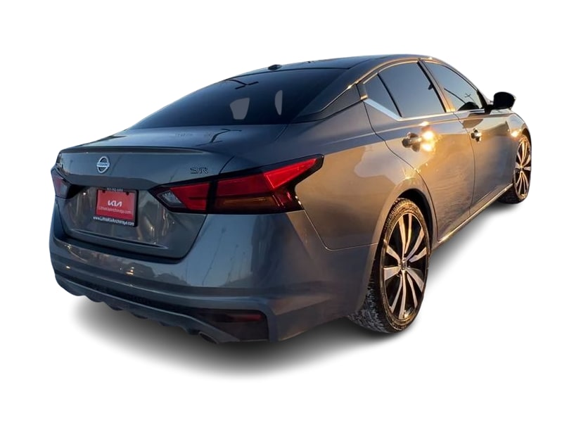 2019 Nissan Altima SR 19