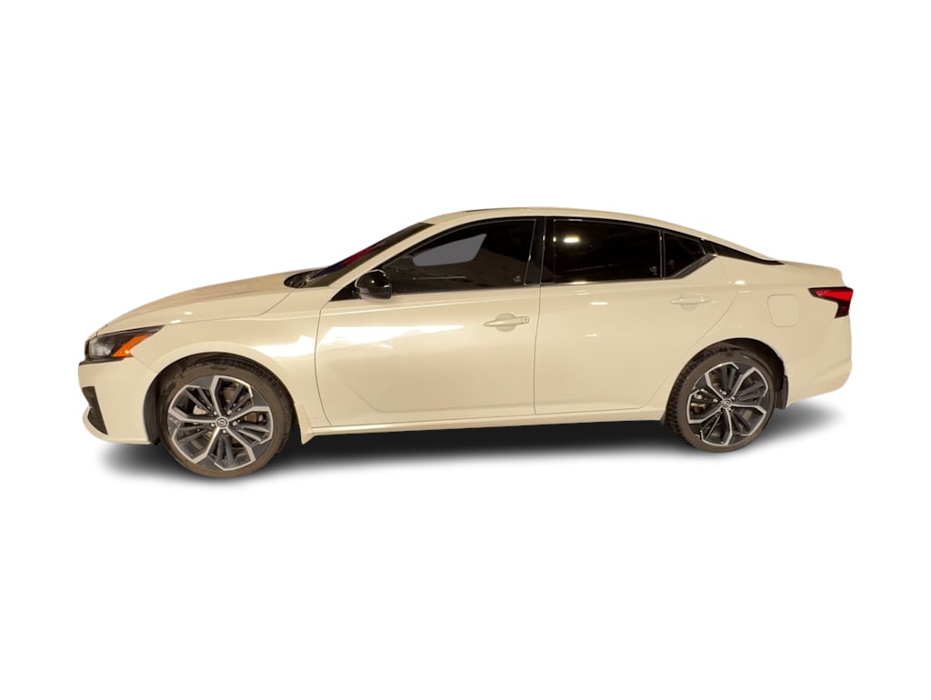 Thumbnail: 2023 Nissan Altima - 2