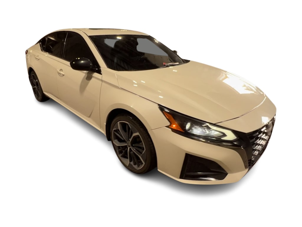 Thumbnail: 2023 Nissan Altima - 13