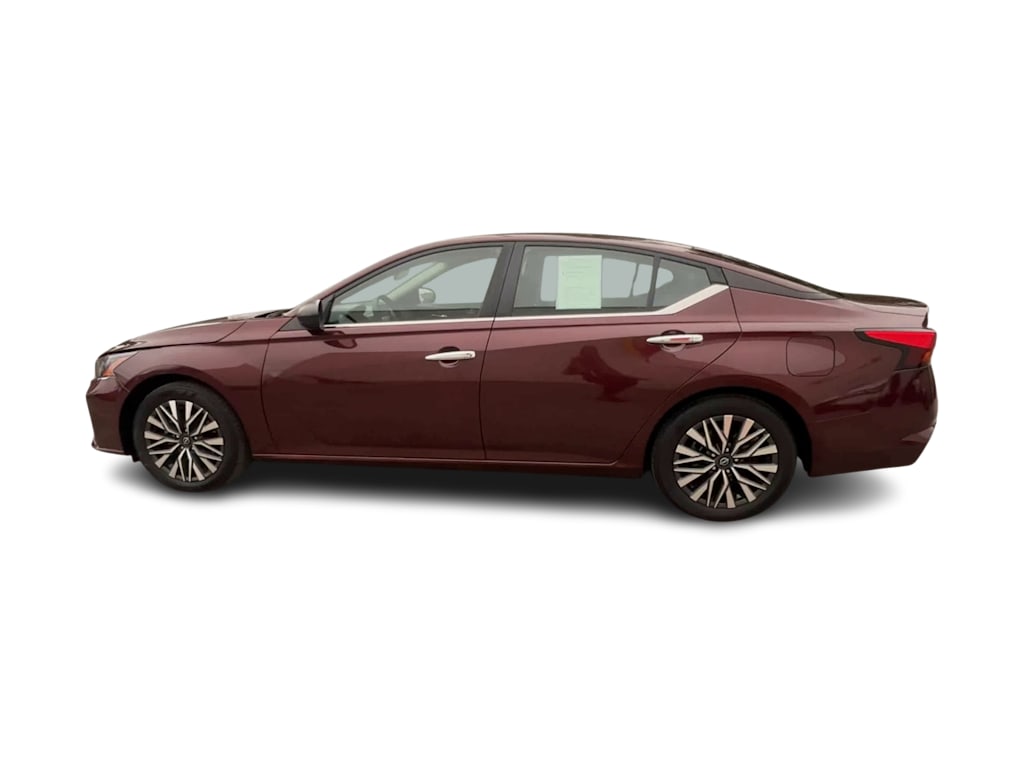 Thumbnail: 2024 Nissan Altima - 16