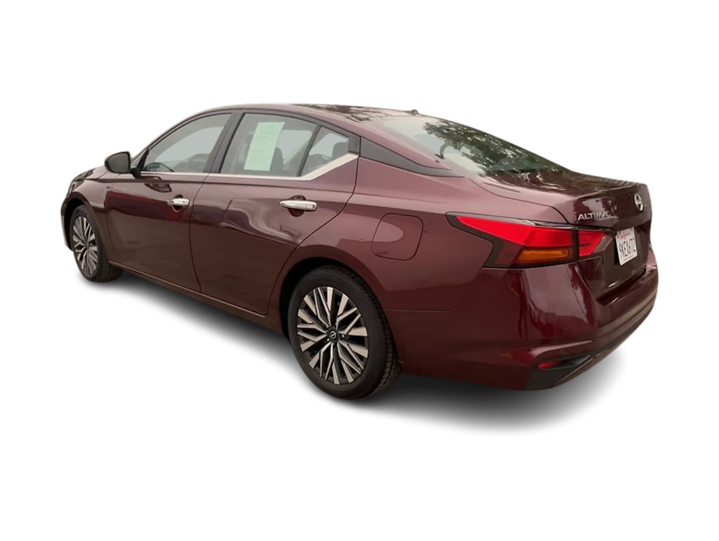 Thumbnail: 2024 Nissan Altima - 4