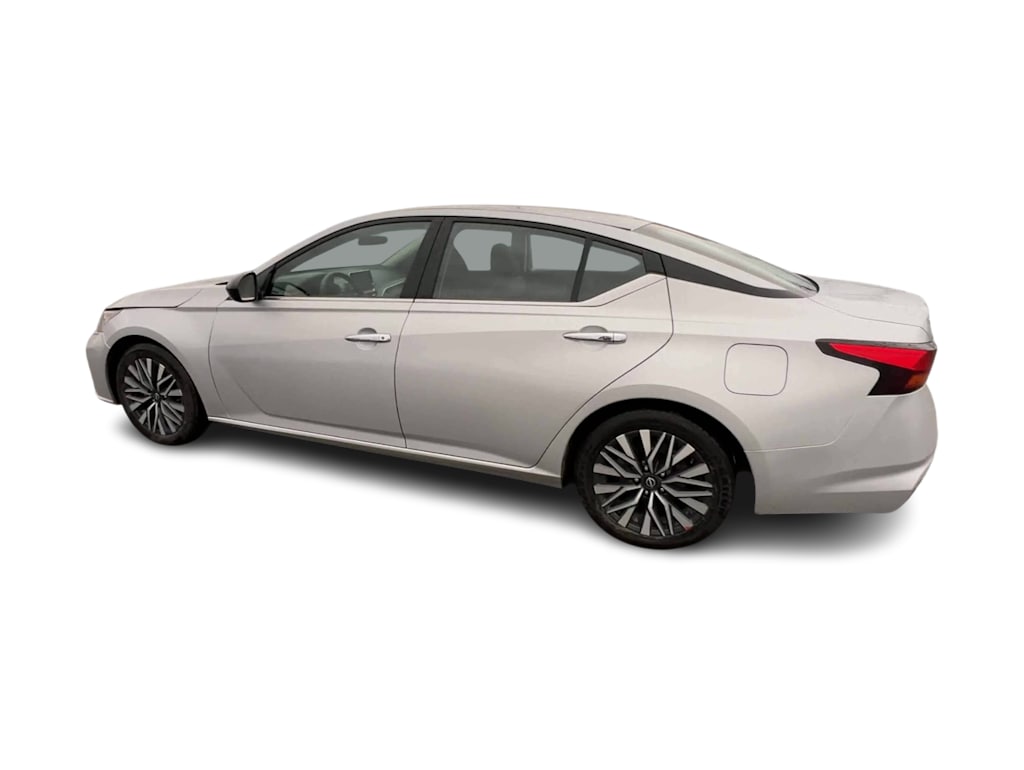 Thumbnail: 2024 Nissan Altima - 16