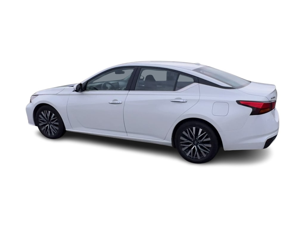 Thumbnail: 2023 Nissan Altima - 3
