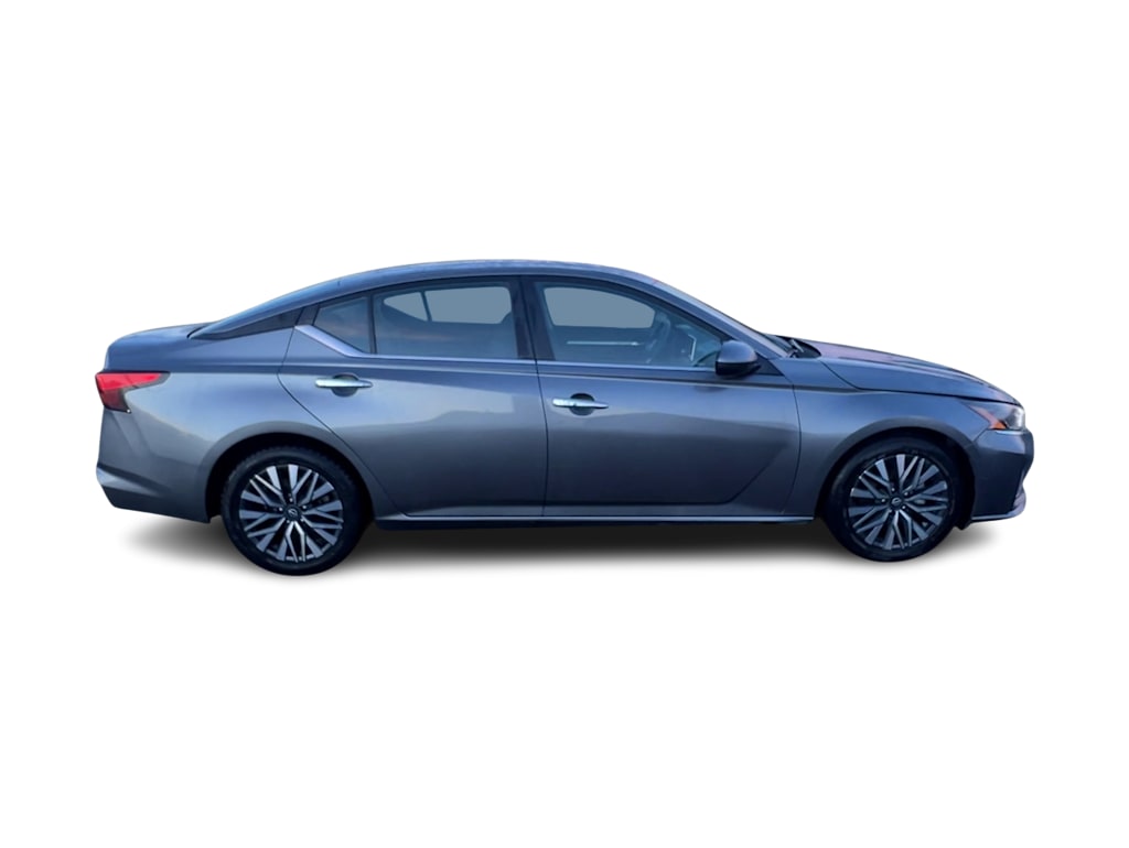 Thumbnail: 2023 Nissan Altima - 20