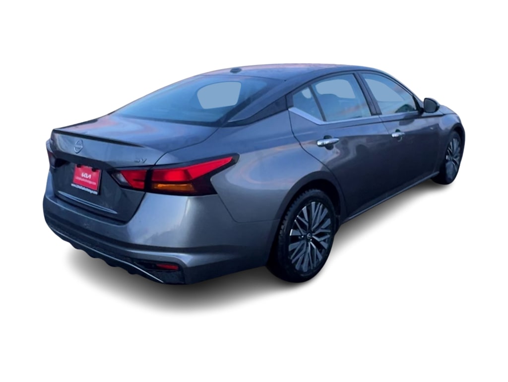 Thumbnail: 2023 Nissan Altima - 19