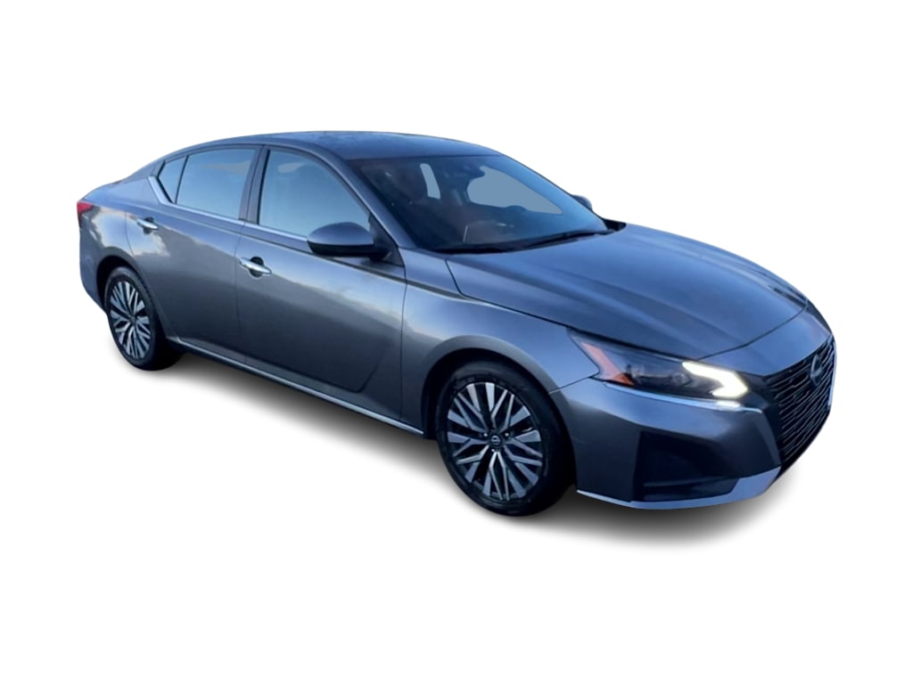 Thumbnail: 2023 Nissan Altima - 15