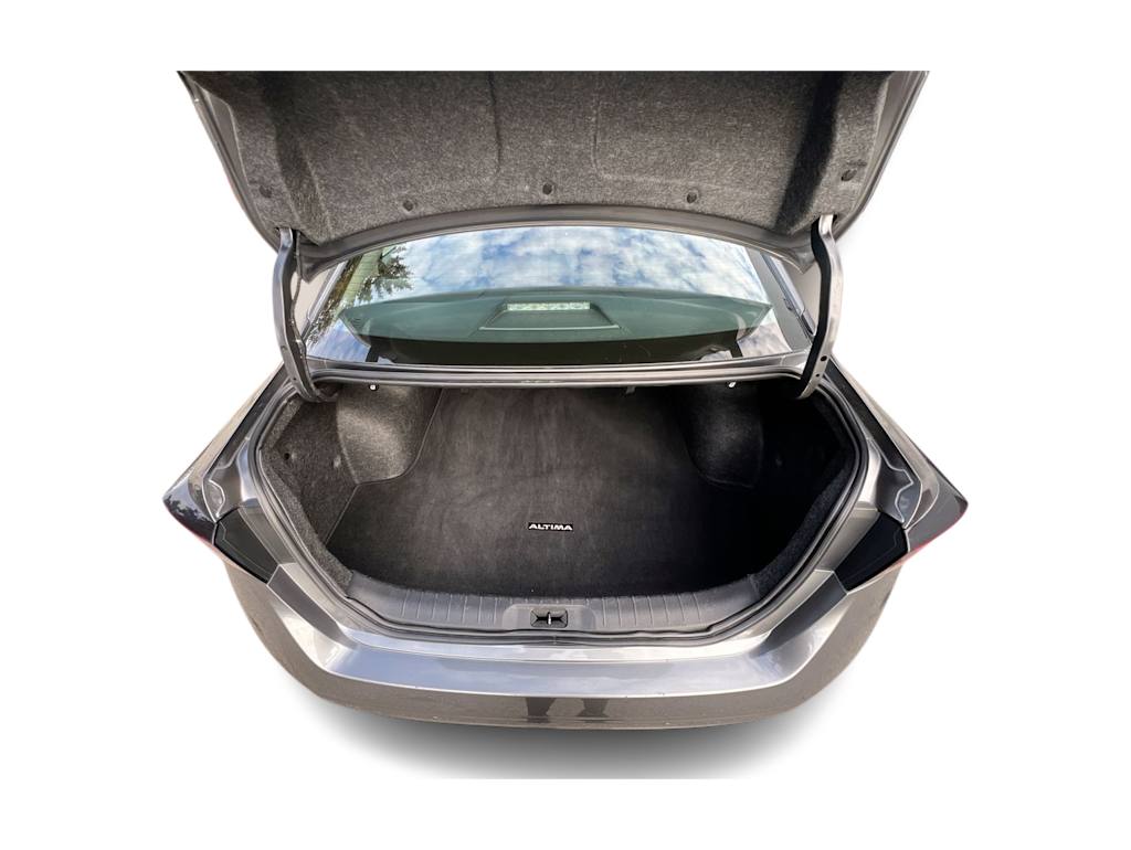 Thumbnail: 2024 Nissan Altima - 27