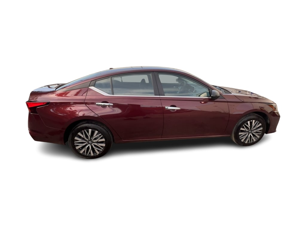 Thumbnail: 2025 Nissan Altima - 17