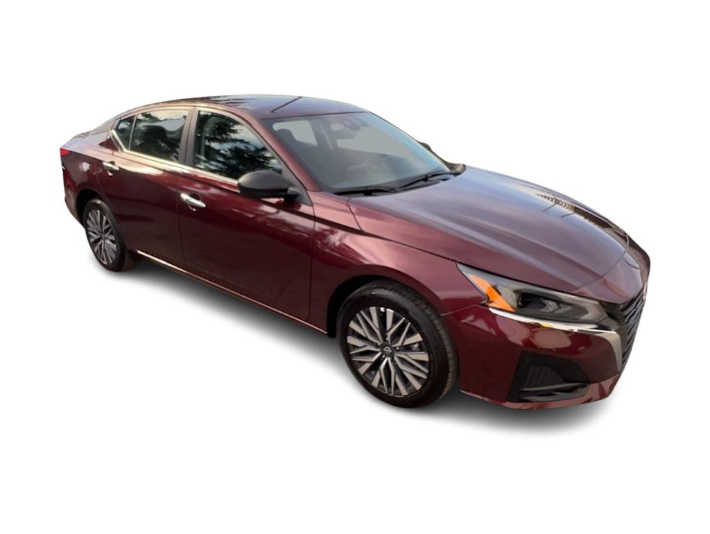 Thumbnail: 2025 Nissan Altima - 14