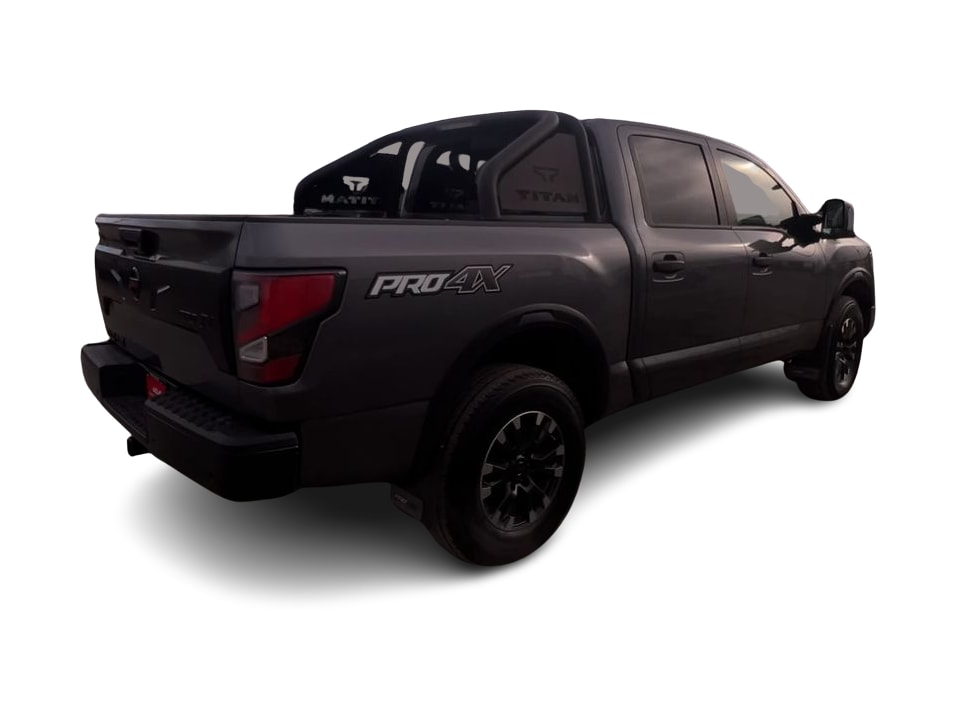 2021 Nissan Titan PRO-4X 17