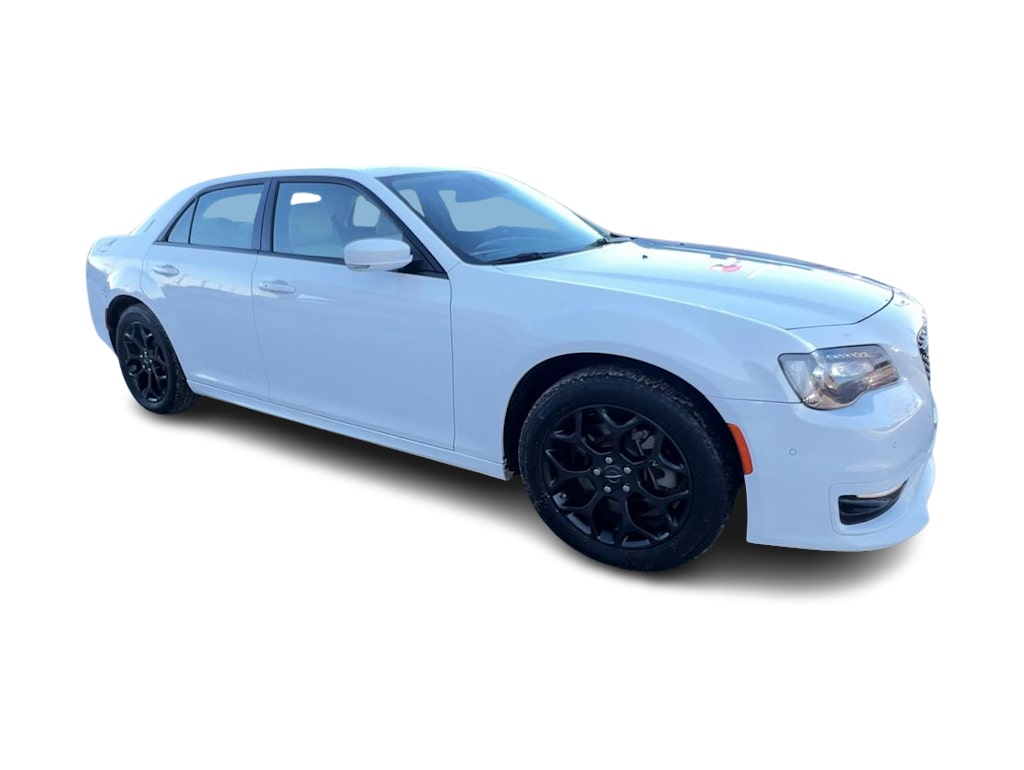 2022 Chrysler 300 Touring 16