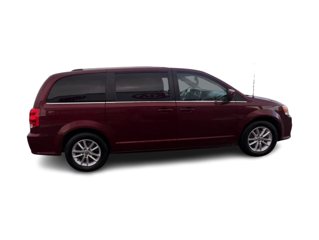 2020 Dodge Grand Caravan SXT 18