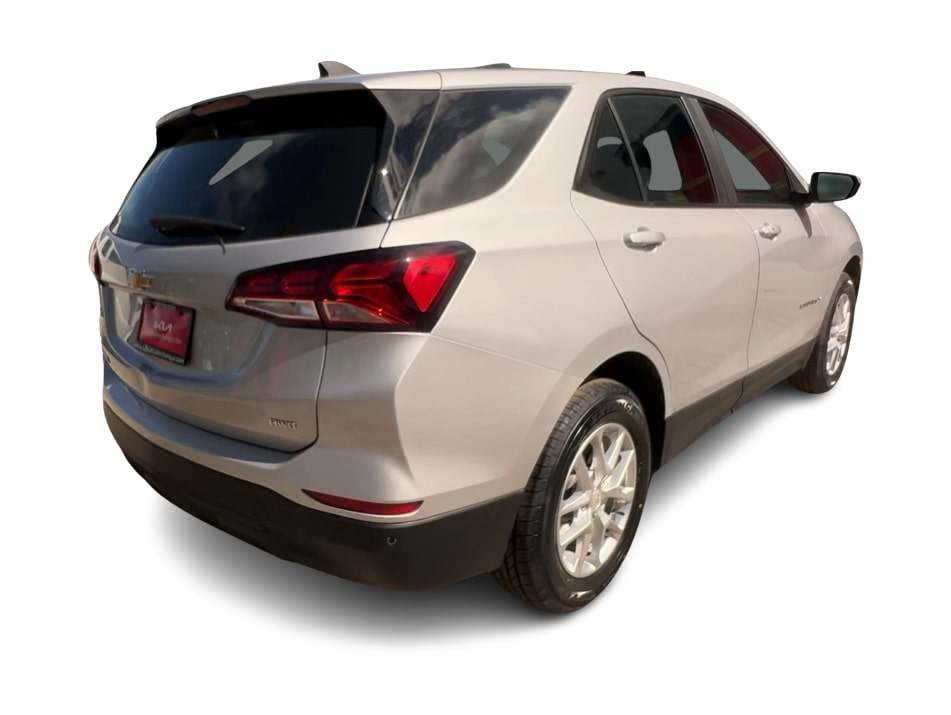 Thumbnail: 2022 Chevrolet Equinox - 18