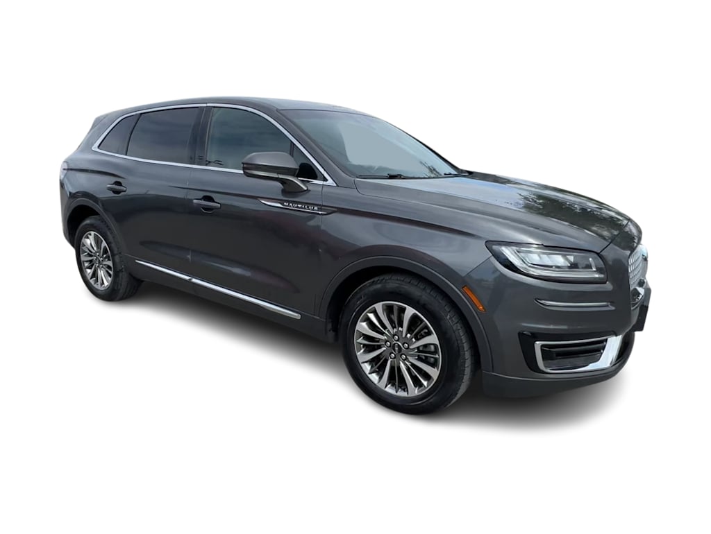 Thumbnail: 2019 Lincoln Nautilus - 15