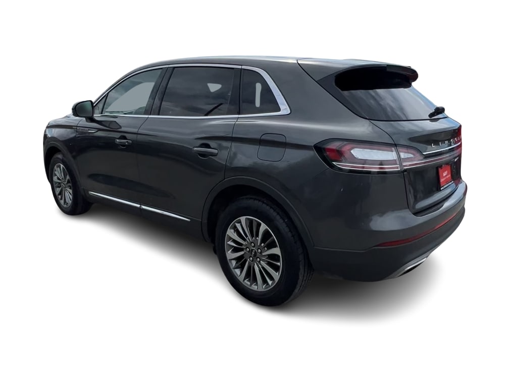 Thumbnail: 2019 Lincoln Nautilus - 4