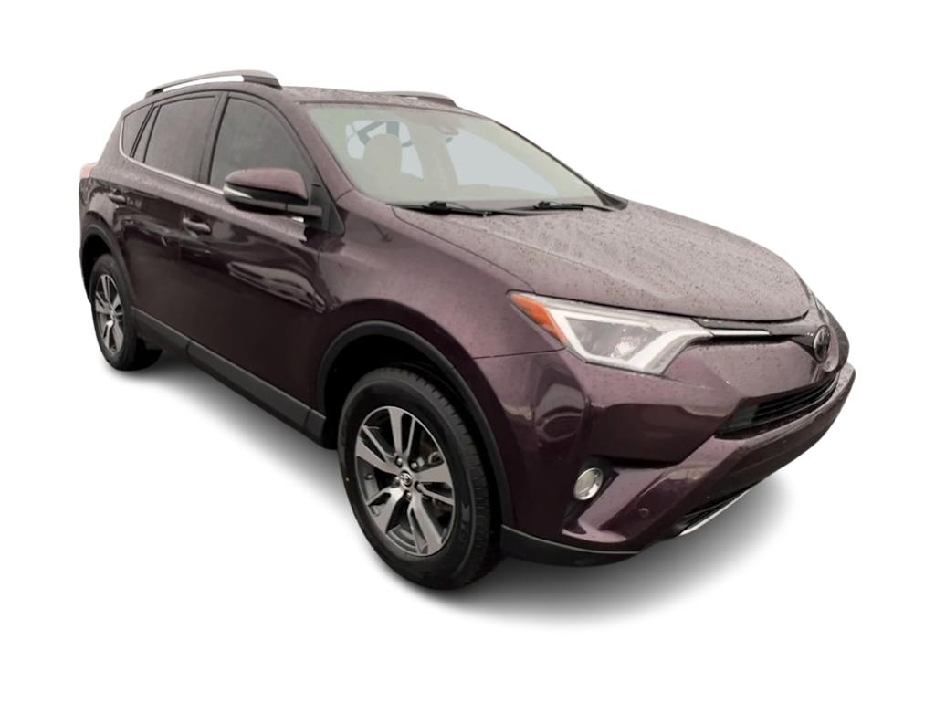 Thumbnail: 2018 Toyota RAV4 - 16