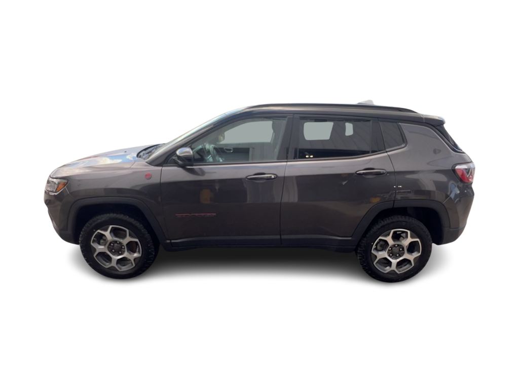 Thumbnail: 2022 Jeep Compass - 15