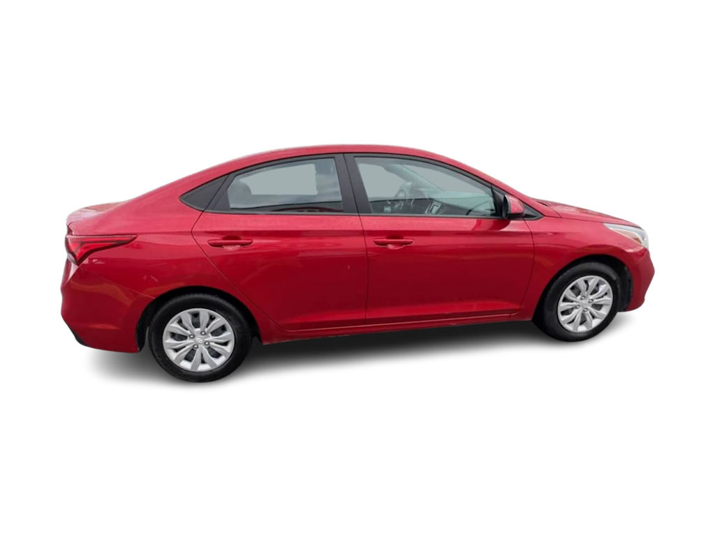 2021 Hyundai Accent SE 19