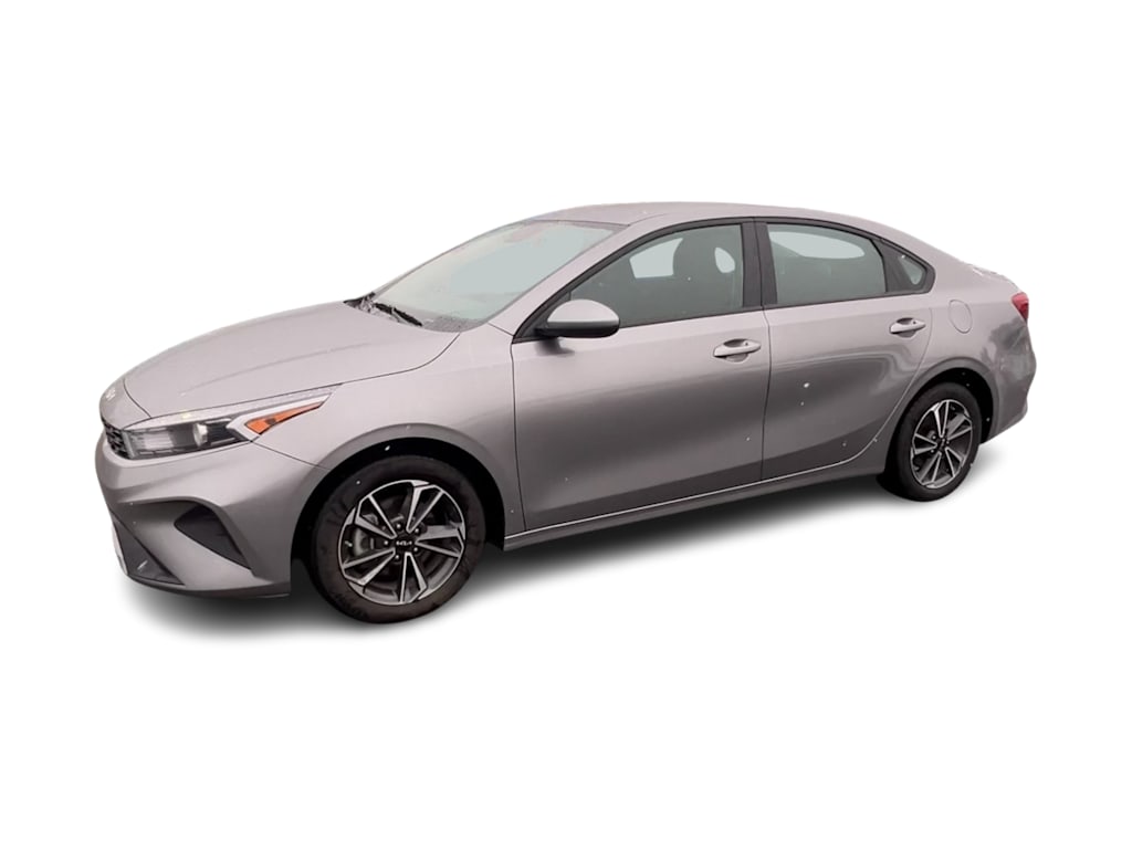 Thumbnail: 2023 Kia Forte - 3