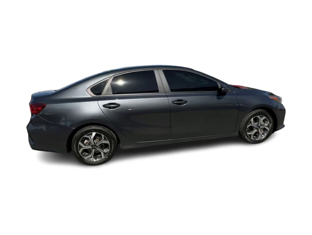 Thumbnail: 2021 Kia Forte - 18