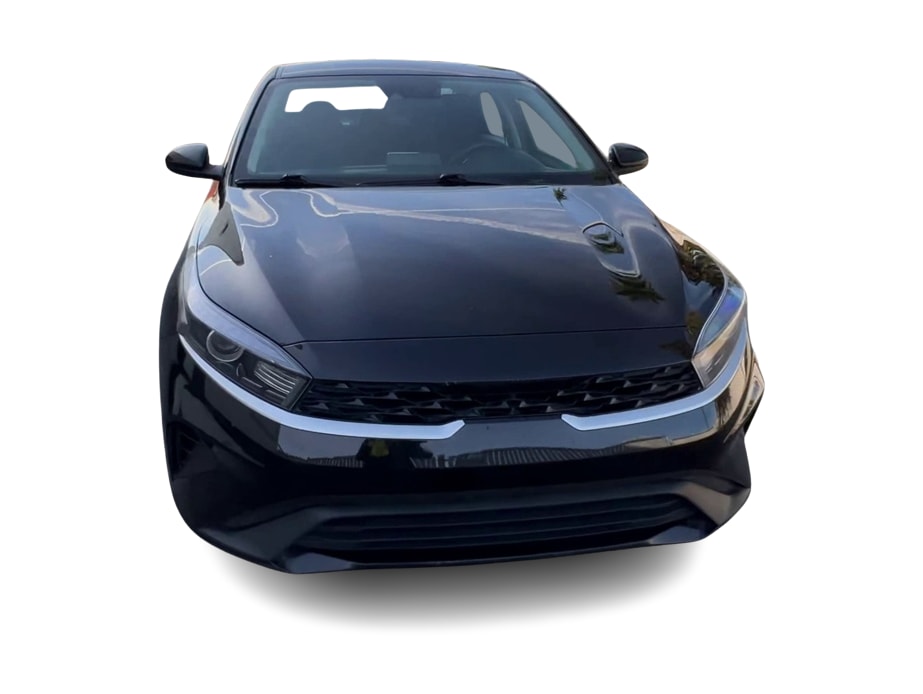 Thumbnail: 2023 Kia Forte - 16