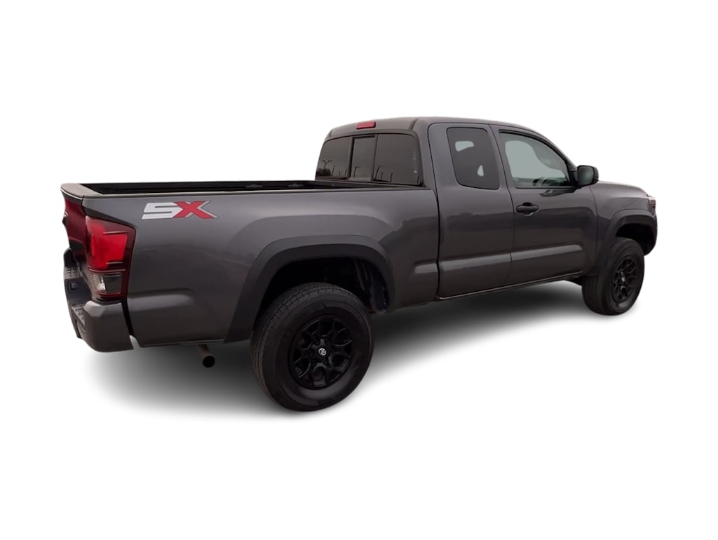 Thumbnail: 2022 Toyota Tacoma - 17