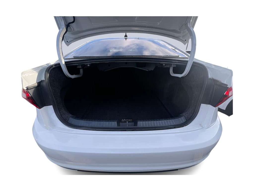 Thumbnail: 2019 Volkswagen Jetta - 13