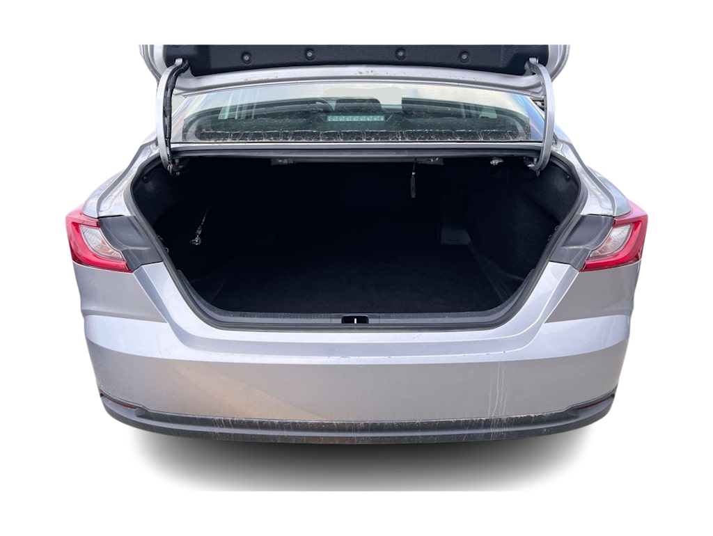 Thumbnail: 2025 Toyota Camry - 14