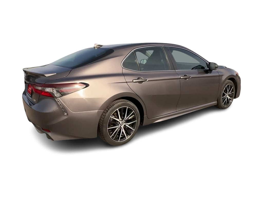 Thumbnail: 2023 Toyota Camry - 17