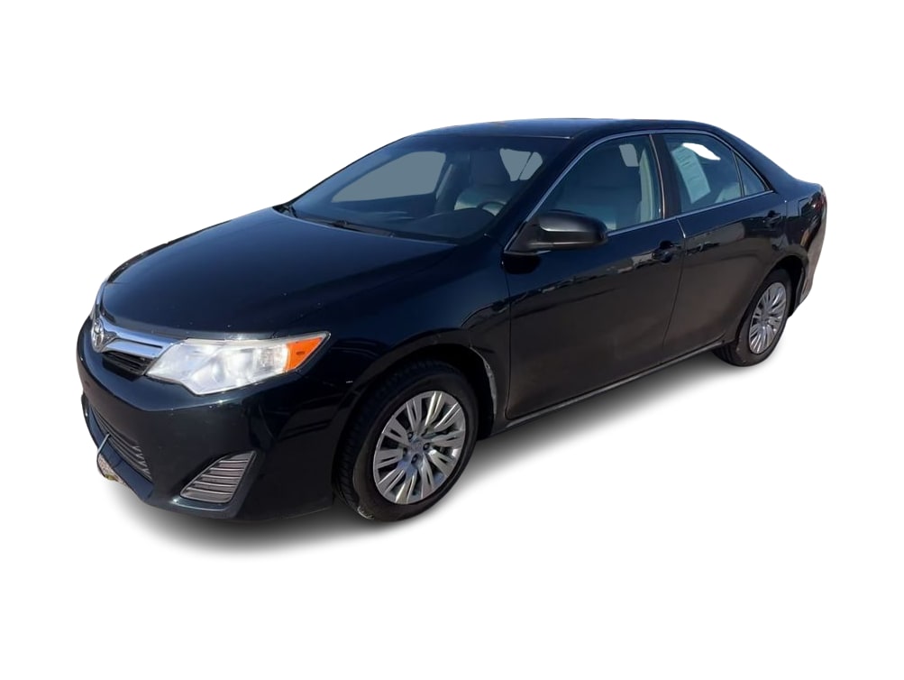 2012 Toyota Camry LE 16