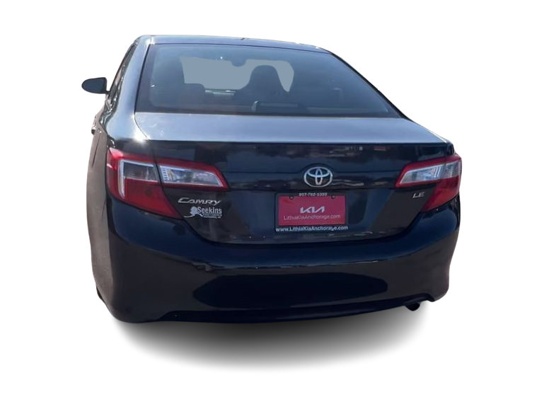 2012 Toyota Camry LE 17