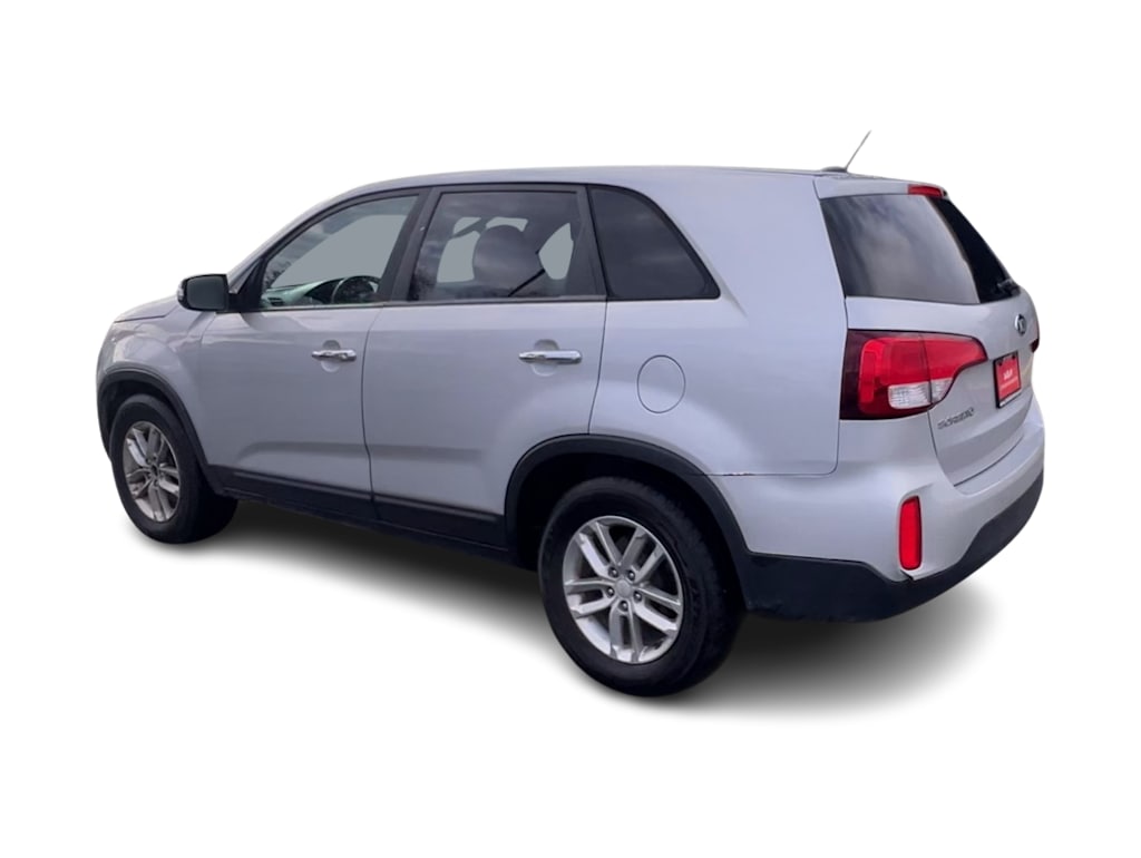 Thumbnail: 2015 Kia Sorento - 4