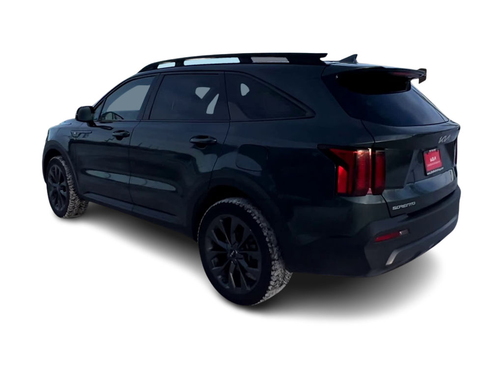 Thumbnail: 2023 Kia Sorento - 4