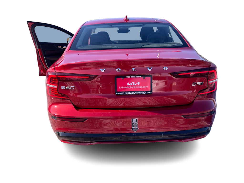 Thumbnail: 2023 Volvo S60 - 27