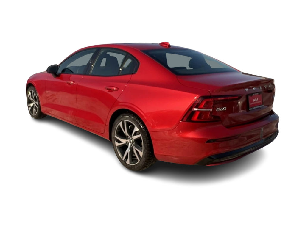 Thumbnail: 2023 Volvo S60 - 4