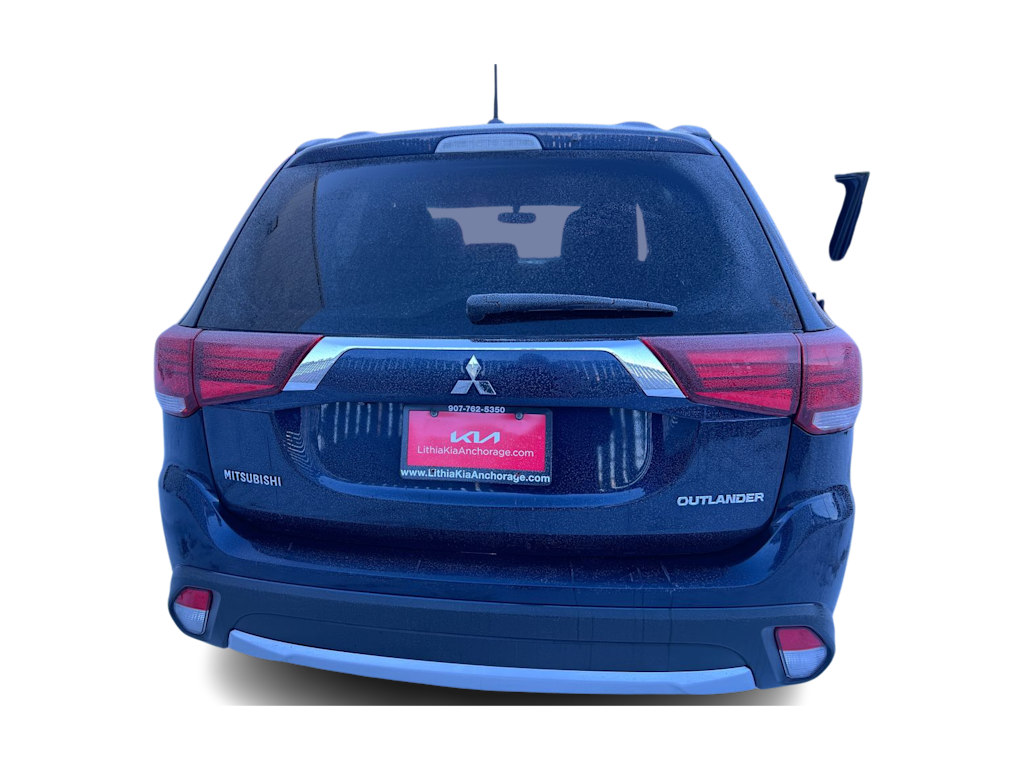 Thumbnail: 2016 Mitsubishi Outlander - 28