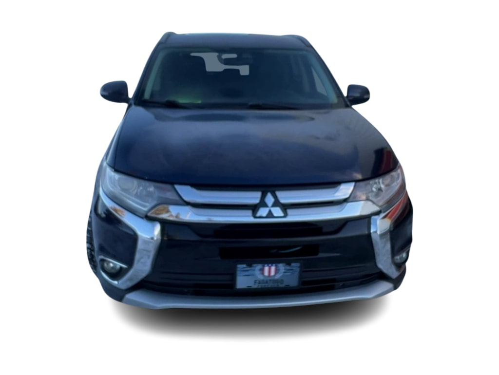 Thumbnail: 2016 Mitsubishi Outlander - 6