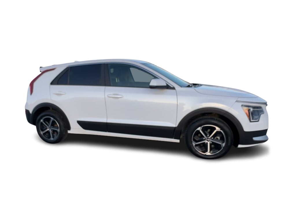 Thumbnail: 2024 Kia Niro - 15