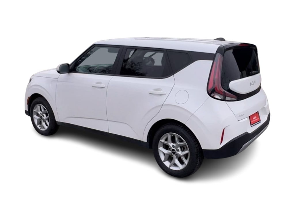 Thumbnail: 2023 Kia Soul - 17