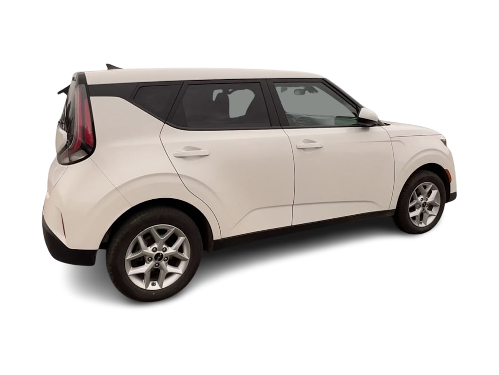 Thumbnail: 2024 Kia Soul - 17