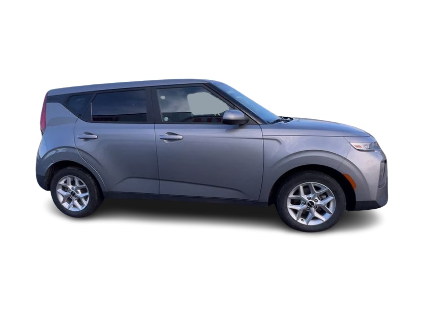 2022 Kia Soul LX 16