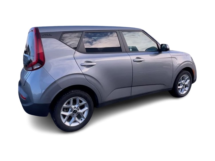 2022 Kia Soul LX 15