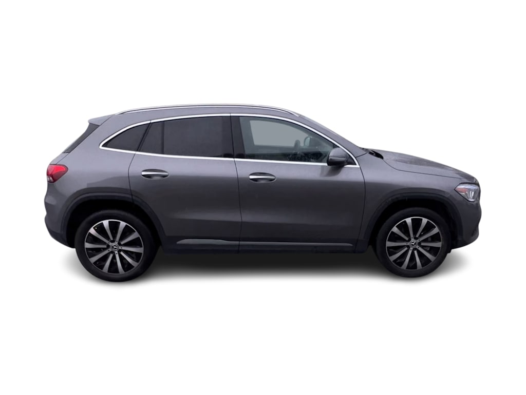 Thumbnail: 2023 Mercedes-Benz GLA - 20
