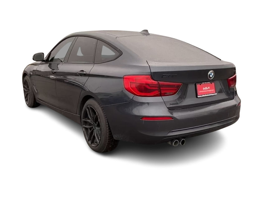 Thumbnail: 2018 BMW 3 Series - 4