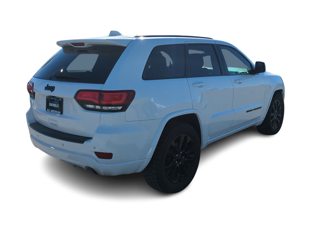 2020 Jeep Grand Cherokee Laredo 22