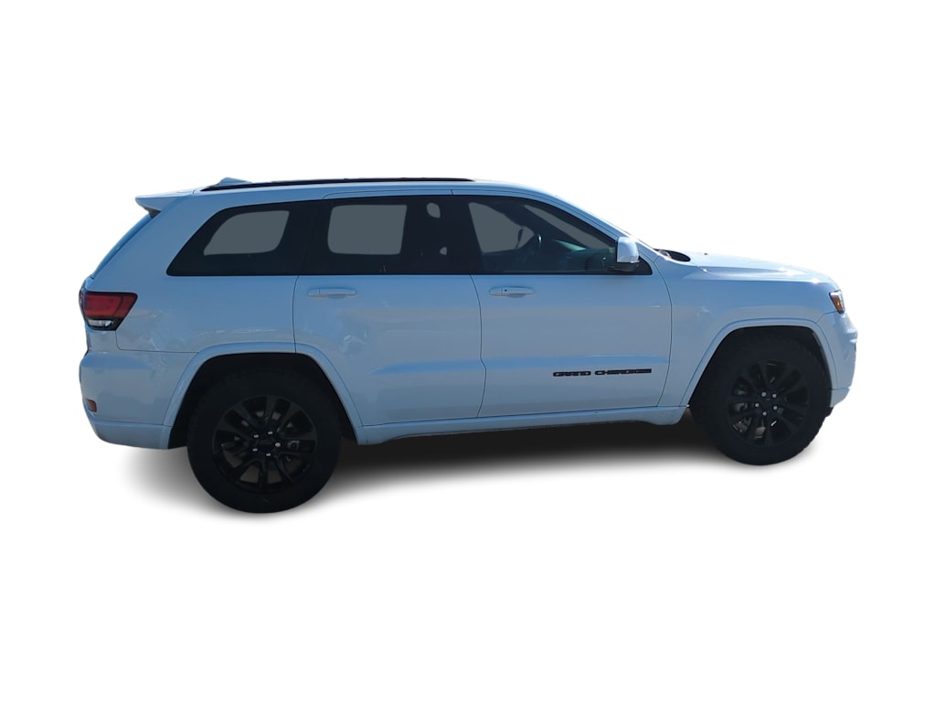 2020 Jeep Grand Cherokee Laredo 23