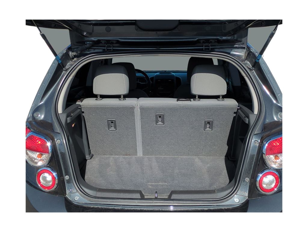 2015 Chevrolet Sonic LT 18